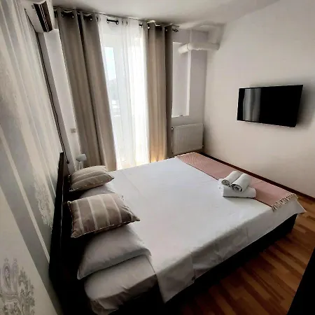 Serene Năvodari